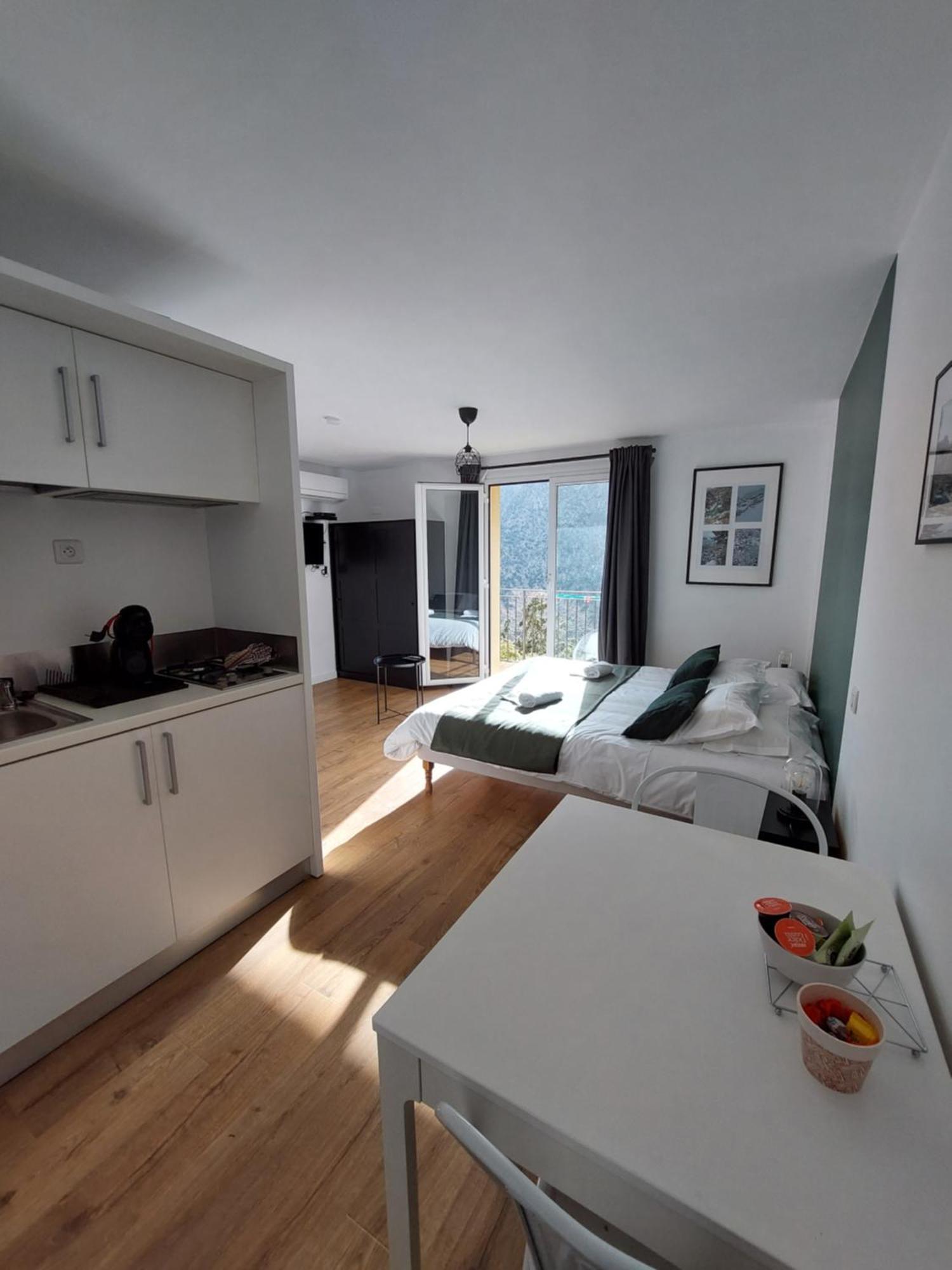 Residence E Cime Asco Locations De Studios Meubles Bagian luar foto